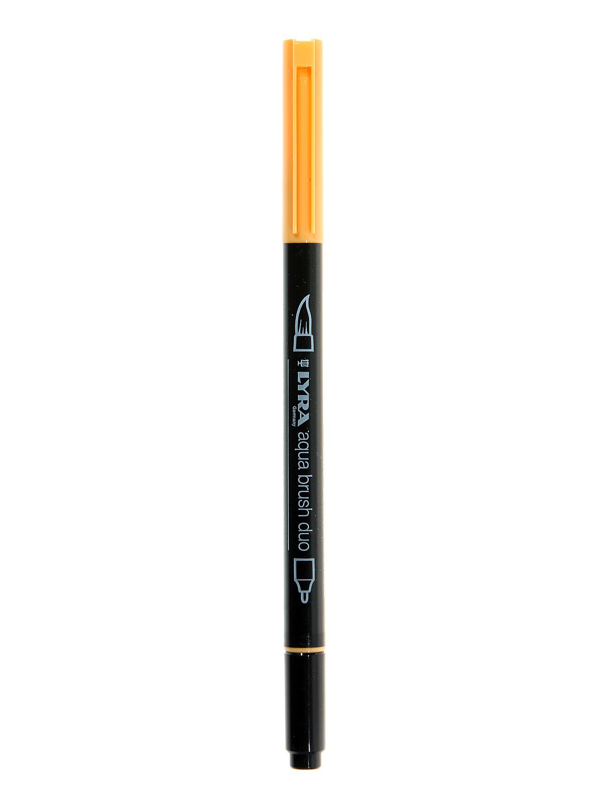 Aqua Brush Duo Markers light orange