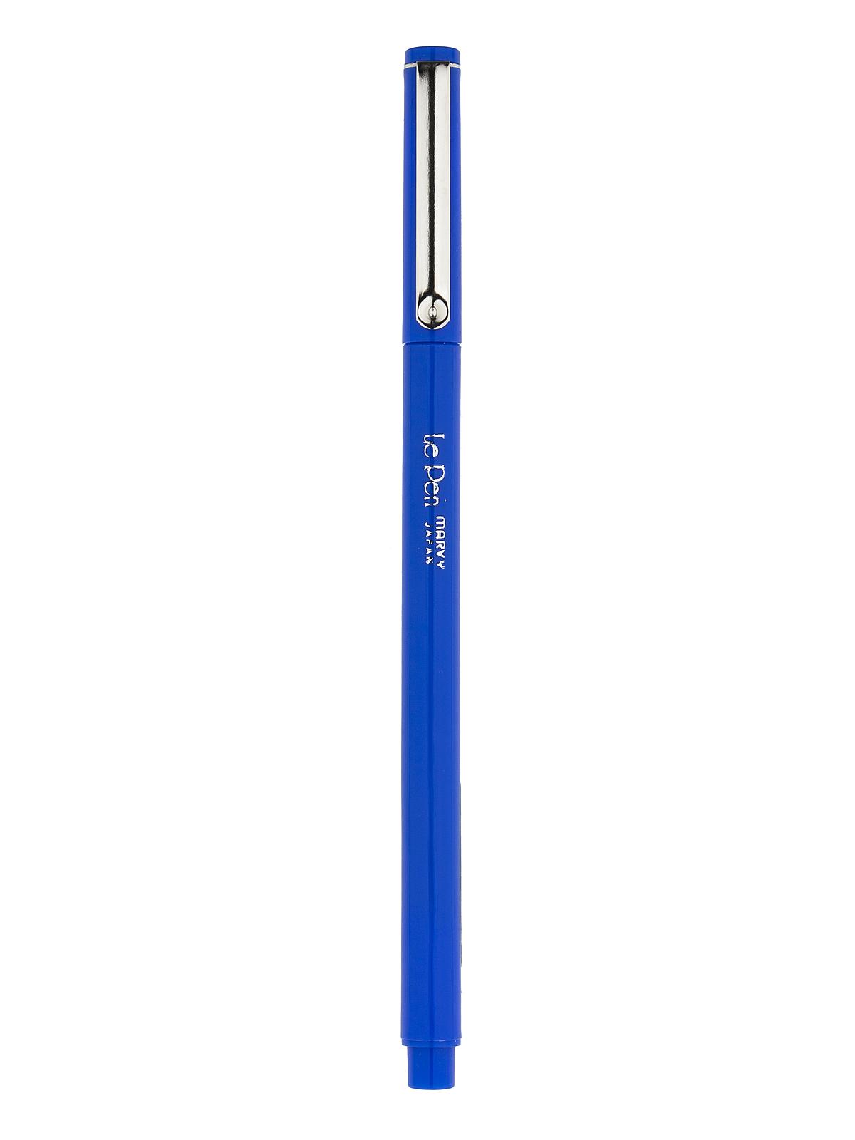 Le Pen blue each