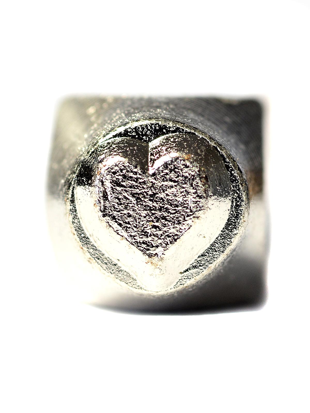 Metal Design Stamps Heart 6 Mm Each