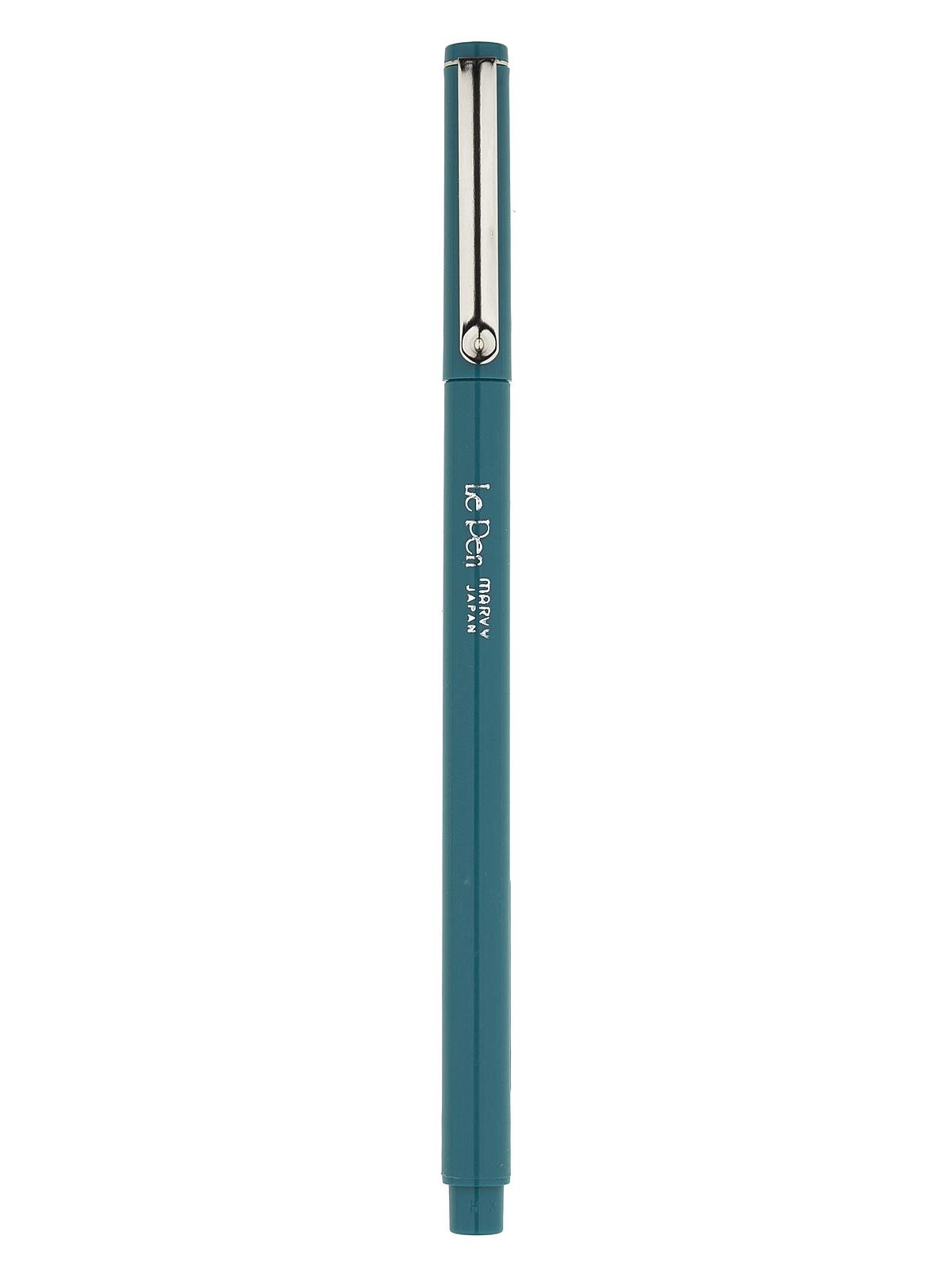 Le Pen teal each