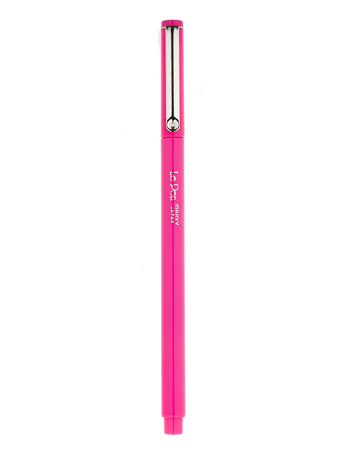 Le Pen pink each