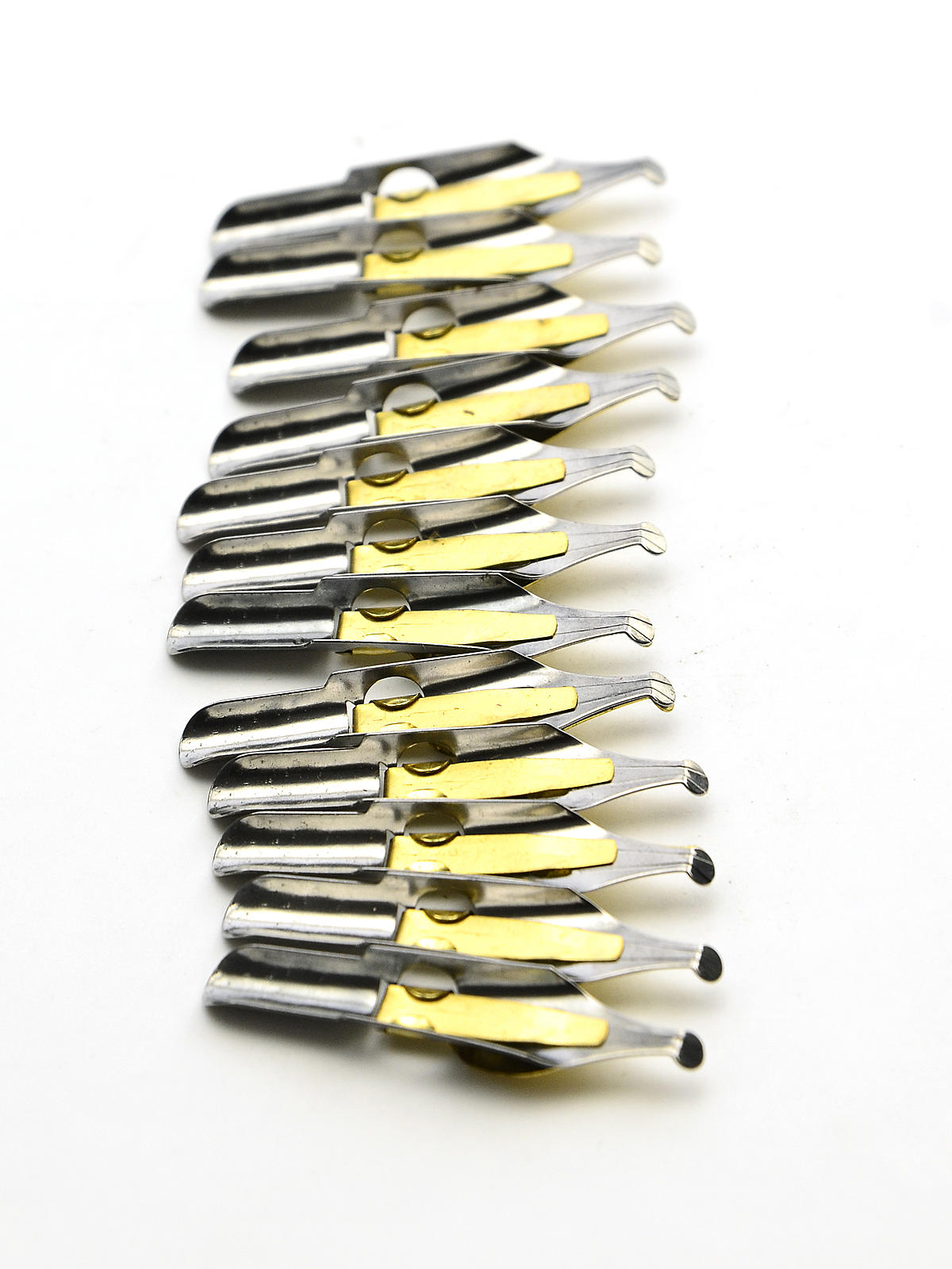 Round Pen Nibs B-4 box of 12