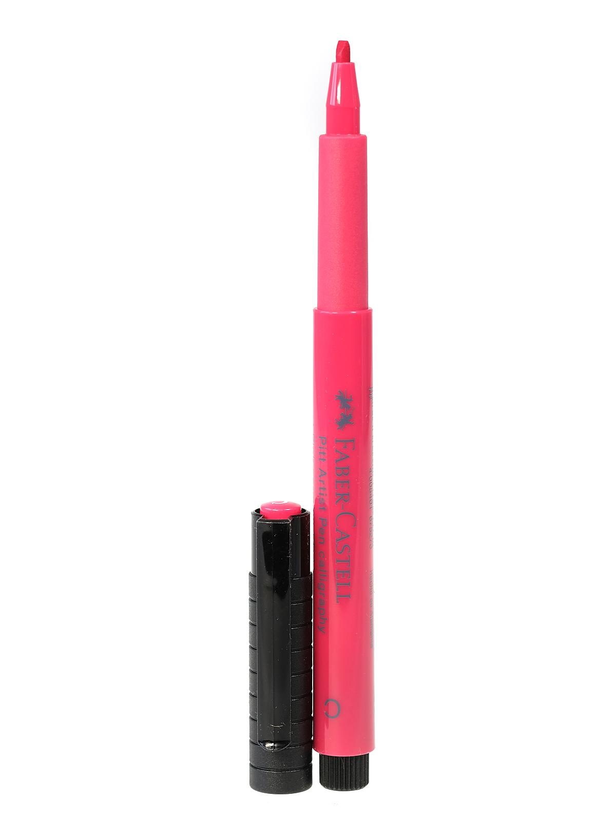 Pitt Artist Pens pink carmine chisel tip 2.5mm 127